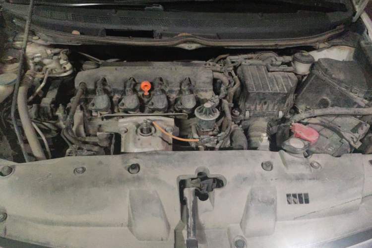 Used CIIMO 2012 1.8L Automatic Engine Bay