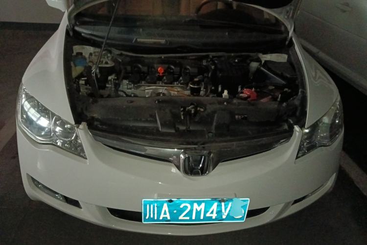 Used CIIMO 2012 1.8L Automatic Engine Bay
