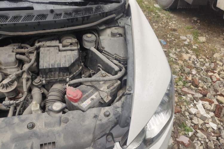 Used CIIMO 2012 1.8L Manual Engine Bay Left