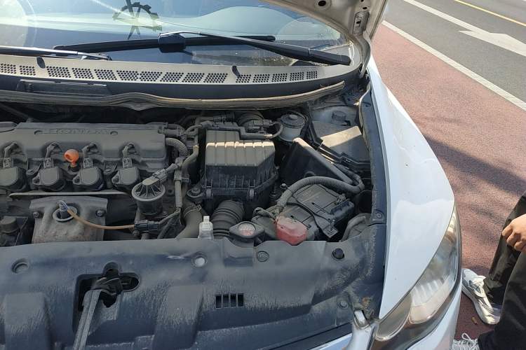 Used CIIMO 2012 1.8L Manual Engine Bay Left