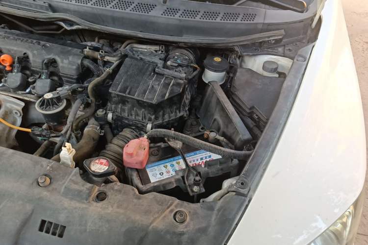 Used CIIMO 2012 1.8L Manual Engine Bay Left
