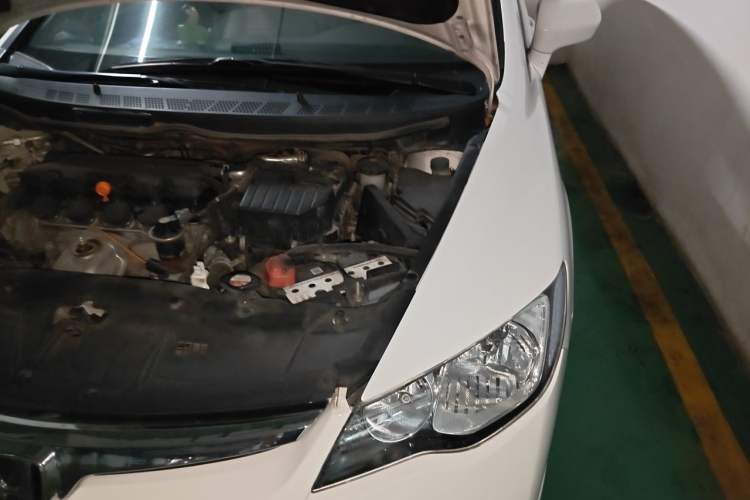Used CIIMO 2012 1.8L Manual Engine Bay Left