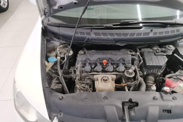 Used CIIMO 2012 1.8L Automatic Engine Bay Right
