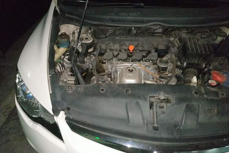 Used CIIMO 2012 1.8L Automatic Engine Bay Right