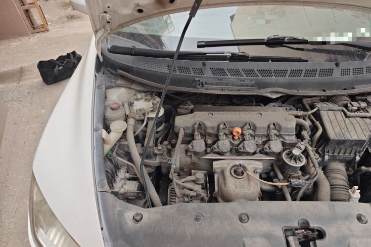 Used CIIMO 2012 1.8L Automatic Engine Bay Right