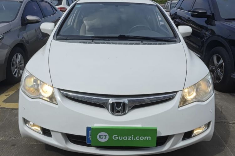 Used CIIMO 2012 1.8L Automatic Exterior 1
