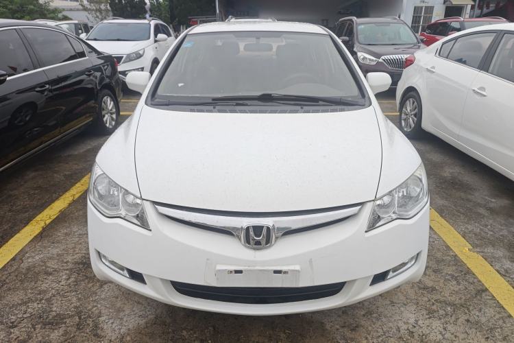 Used CIIMO 2012 1.8L Automatic Exterior 1