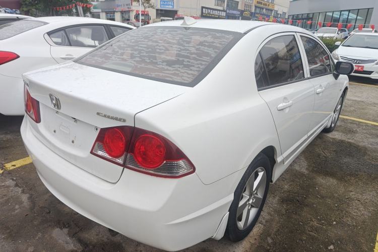 Used CIIMO 2012 1.8L Automatic Exterior 3