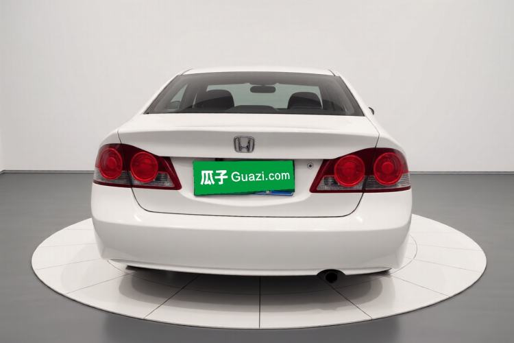 Used CIIMO 2012 1.8L Automatic Exterior 4