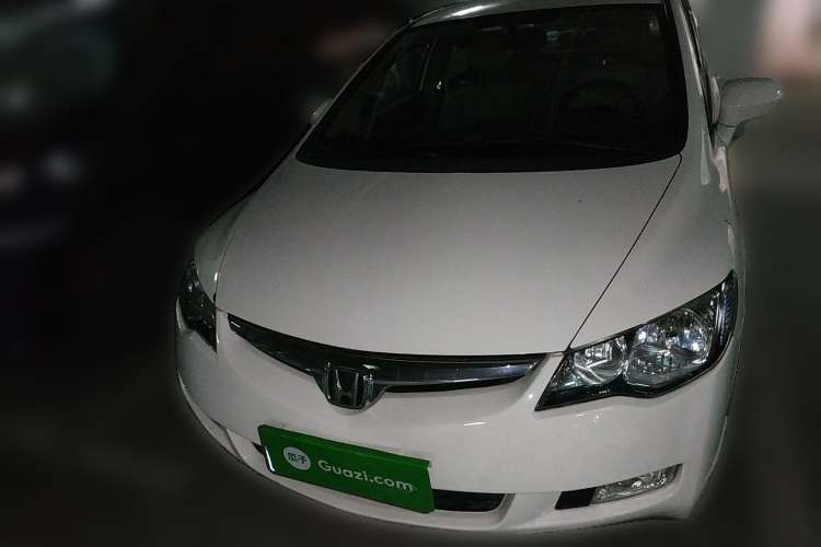 Used CIIMO 2012 1.8L Automatic Front