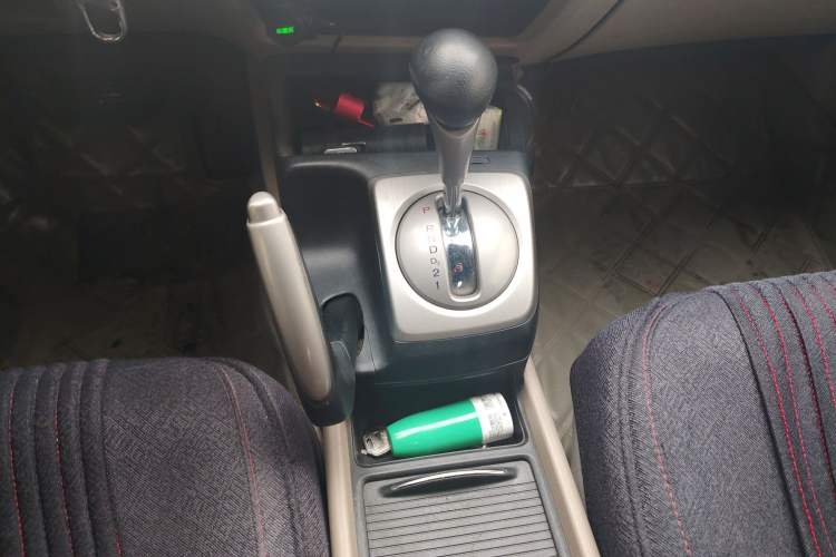 Used CIIMO 2012 1.8L Automatic Gear Lever