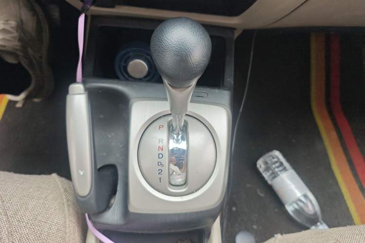 Used CIIMO 2012 1.8L Automatic Gear Lever