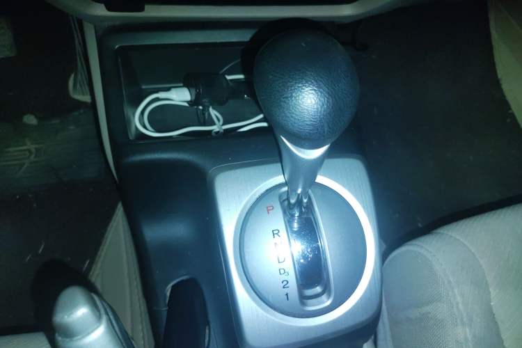 Used CIIMO 2012 1.8L Automatic Gear Lever