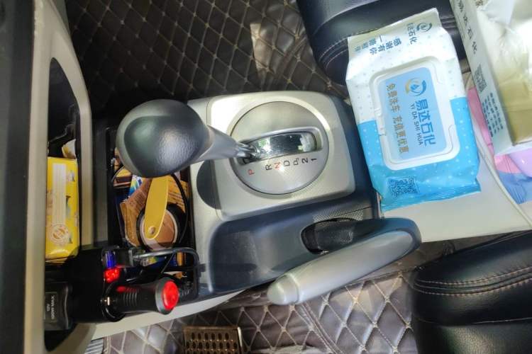 Used CIIMO 2012 1.8L Automatic Gear Lever
