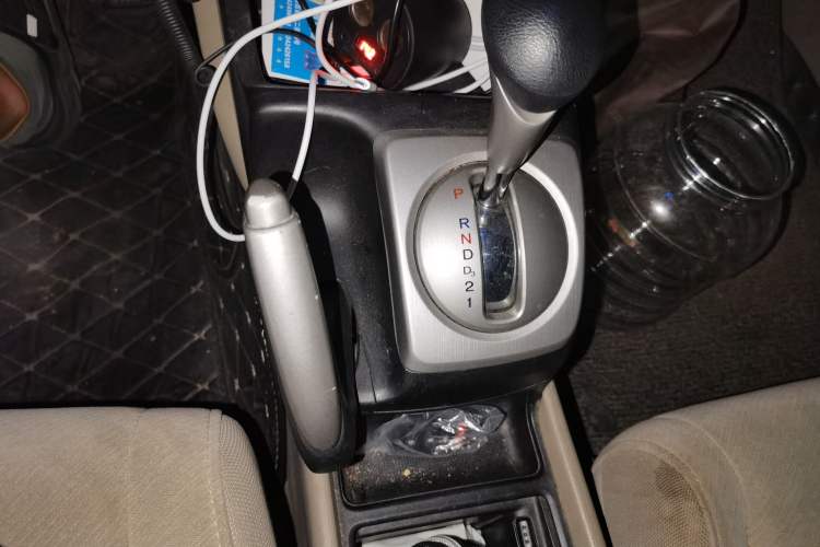 Used CIIMO 2012 1.8L Automatic Gear Lever