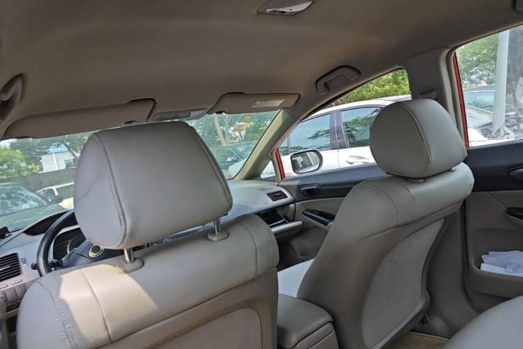 Used CIIMO 2012 1.8L Automatic Headliner