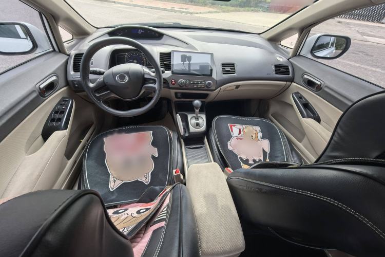 Used CIIMO 2012 1.8L Automatic Interior 1