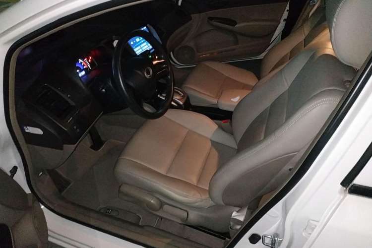 Used CIIMO 2012 1.8L Automatic Left Front Seat