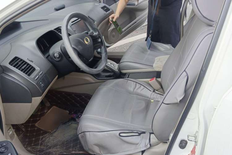 Used CIIMO 2012 1.8L Automatic Left Front Seat