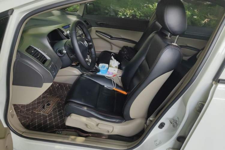 Used CIIMO 2012 1.8L Automatic Left Front Seat