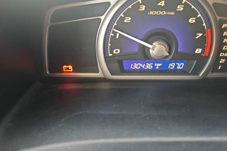 Used CIIMO 2012 1.8L Automatic Odometer Close Up