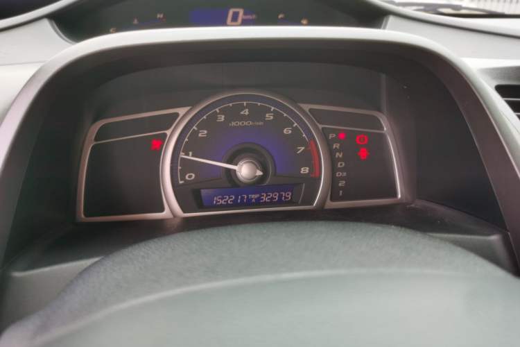 Used CIIMO 2012 1.8L Automatic Odometer Close Up