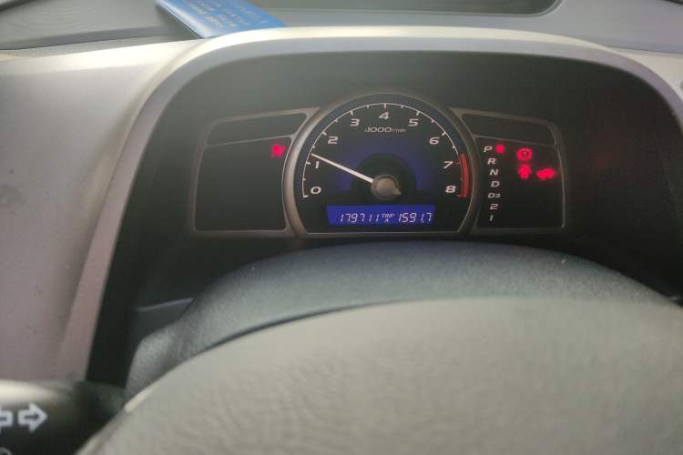 Used CIIMO 2012 1.8L Automatic Odometer Close Up