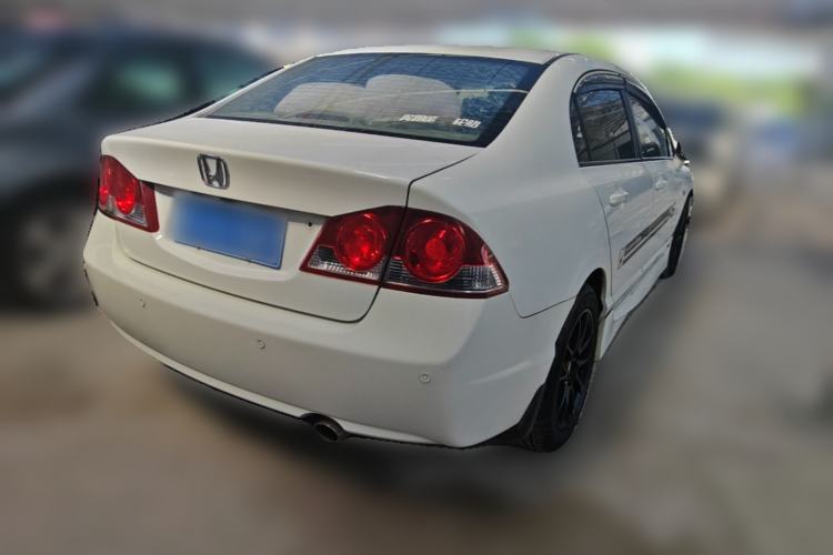 Used CIIMO 2012 1.8L Automatic Rear Right 45 Deg