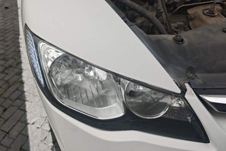 Used CIIMO 2012 1.8L Automatic Right Front Headlight