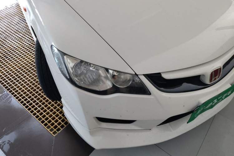 Used CIIMO 2012 1.8L Manual Right Front Headlight