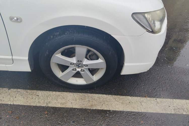 Used CIIMO 2012 1.8L Automatic Right Front Wheel Hub