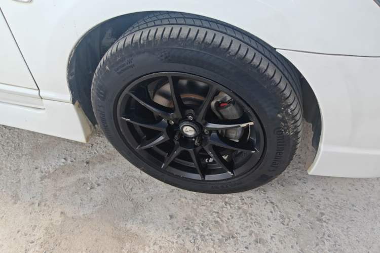Used CIIMO 2012 1.8L Automatic Right Front Wheel Hub