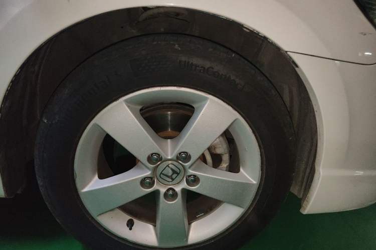 Used CIIMO 2012 1.8L Automatic Right Front Wheel Hub