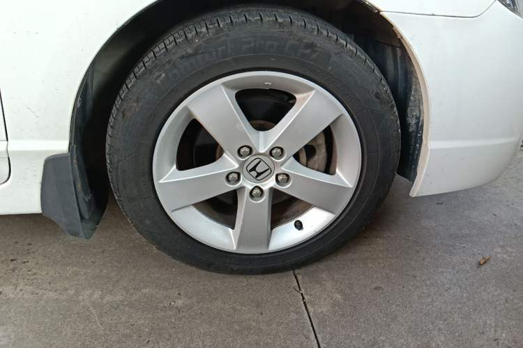 Used CIIMO 2012 1.8L Manual Right Front Wheel Hub