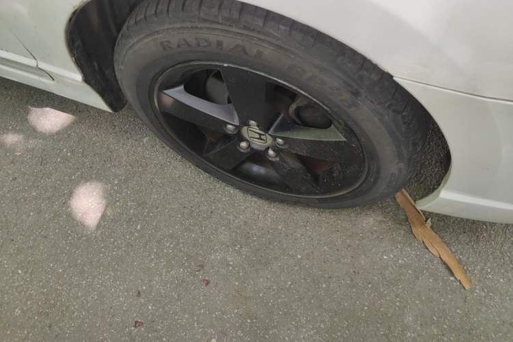 Used CIIMO 2012 1.8L Automatic Right Front Wheel Hub