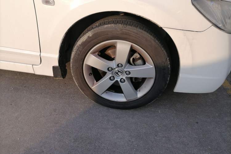 Used CIIMO 2012 1.8L Automatic Right Front Wheel Hub