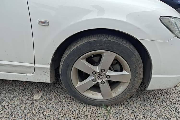 Used CIIMO 2012 1.8L Automatic Right Front Wheel Hub