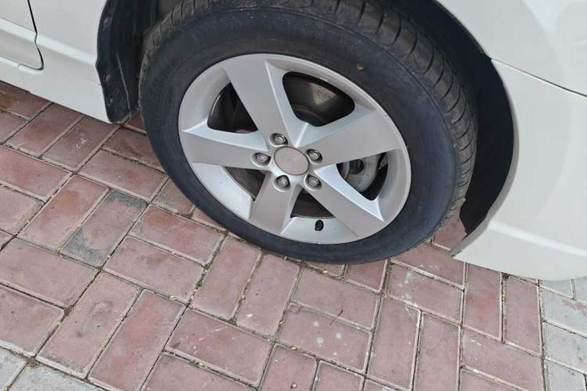 Used CIIMO 2012 1.8L Automatic Right Front Wheel Hub