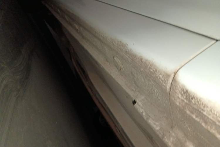 Used CIIMO 2012 1.8L Automatic Right Side Sill