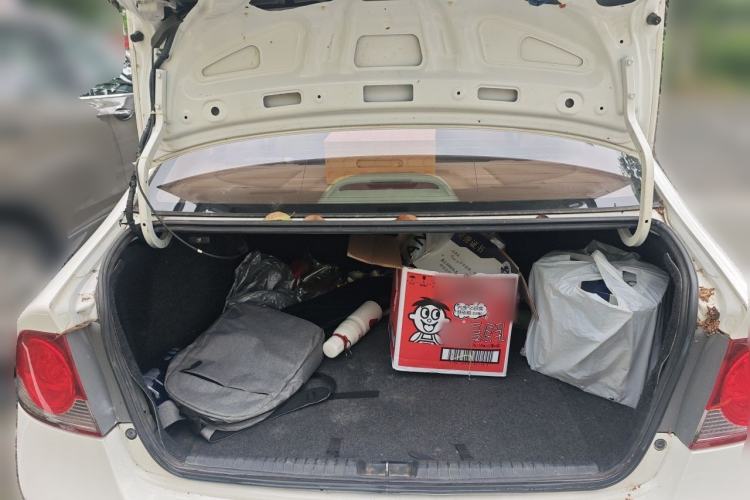 Used CIIMO 2012 1.8L Automatic Trunk