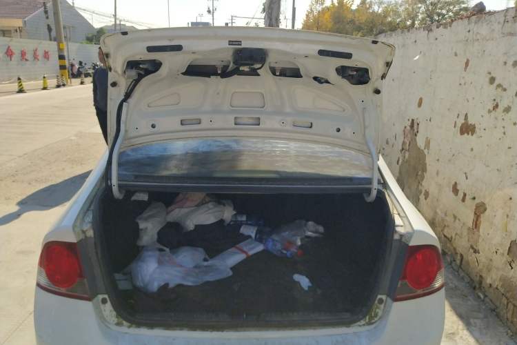 Used CIIMO 2012 1.8L Manual Trunk
