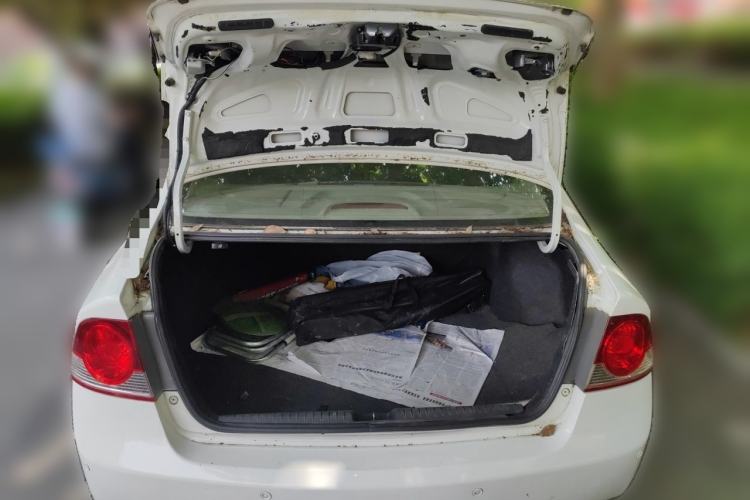 Used CIIMO 2012 1.8L Automatic Trunk