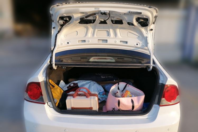 Used CIIMO 2012 1.8L Automatic Trunk