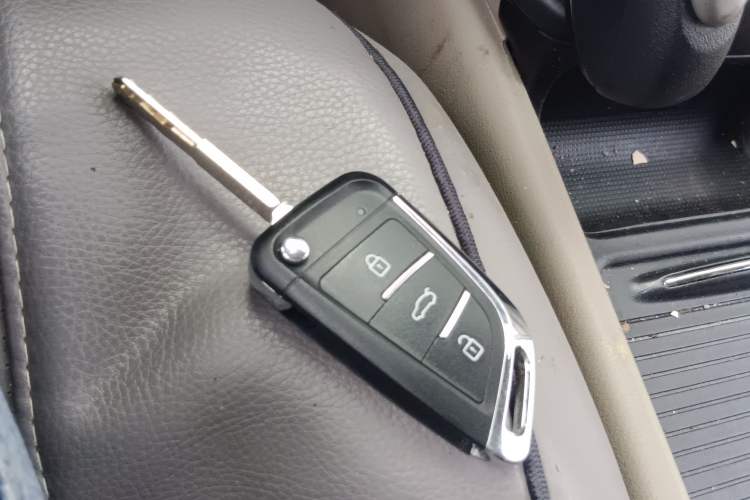 Used CIIMO 2012 1.8L Automatic Vehicle Key