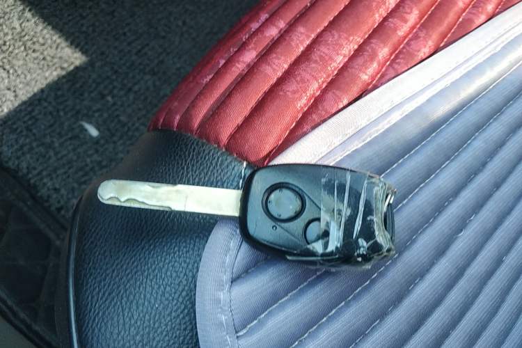 Used CIIMO 2012 1.8L Manual Vehicle Key