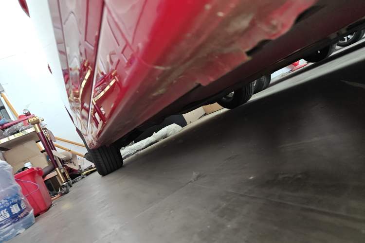 Used CIIMO 2015 1.8L Automatic Luxury Edition Right Side Sill