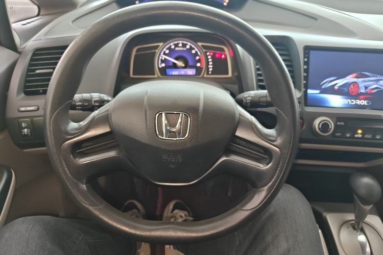 Used CIIMO 2015 1.8L Automatic Luxury Edition Steering Wheel