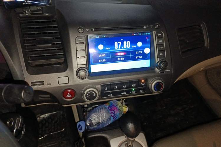 Used CIIMO 2015 1.8L Automatic Comfort Edition Audio And AC Panel