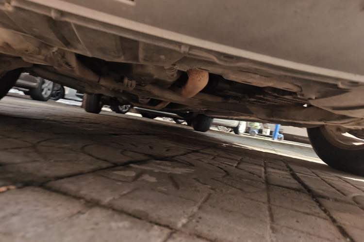 Used CIIMO 2015 1.8L Automatic Comfort Edition Chassis Front