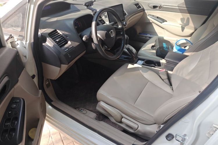 Used CIIMO 2015 1.8L Automatic Comfort Edition Driver Seat